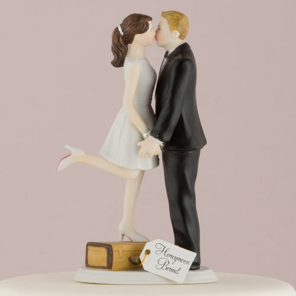 A Kiss and We're Off!" Figurine