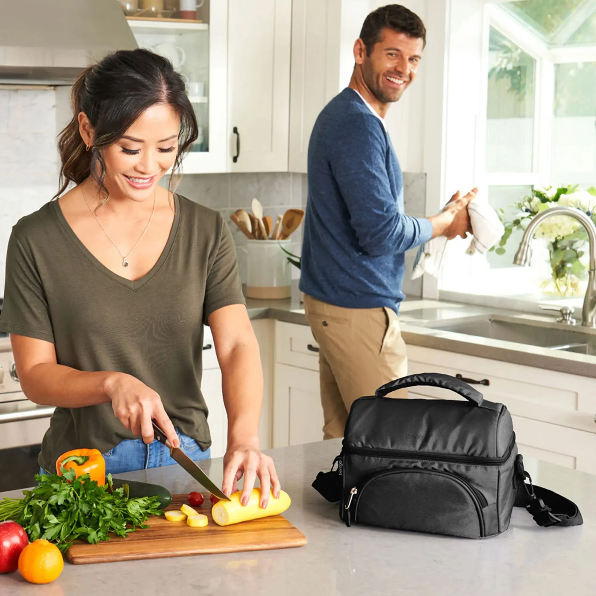 Bentgo Deluxe Lunch Bag Carbon in Black