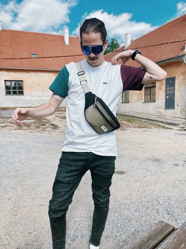 BERYL BUMBAG olive green / black