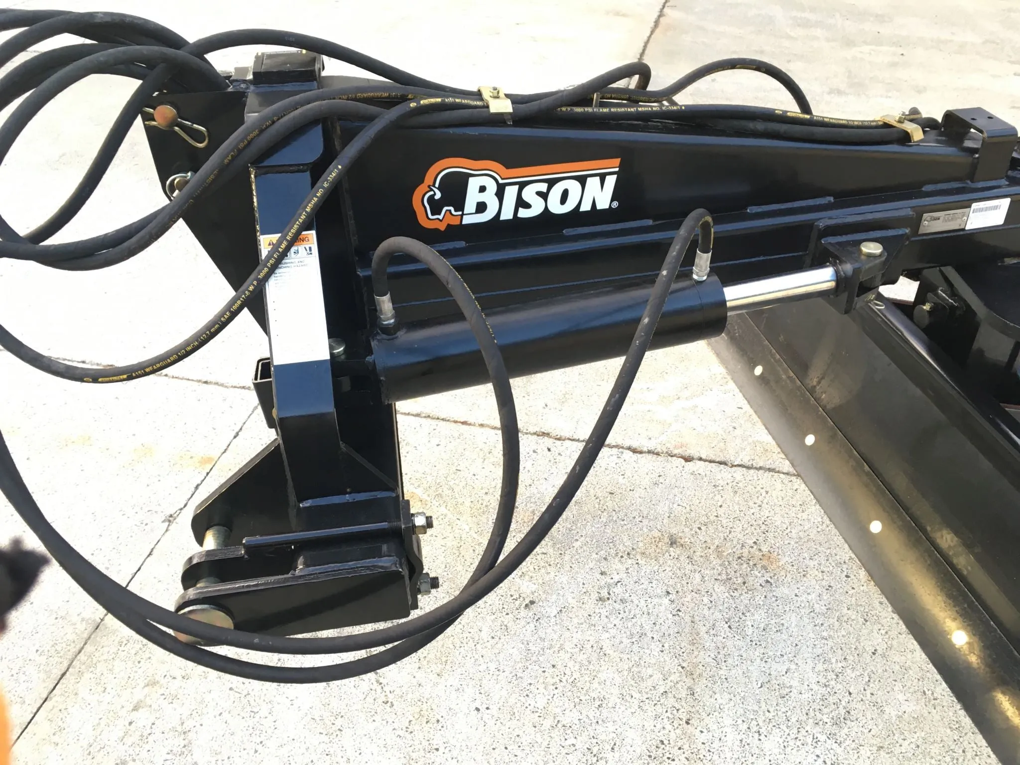 Bison NVHL300 XHD 10ft 160HP Hydraulic Grader Blade with wheel