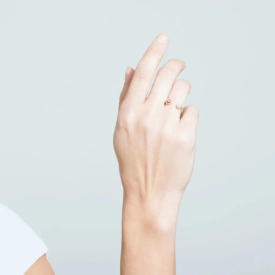 FJ0075 925 Sterling Silver Pearl & Ball Ring