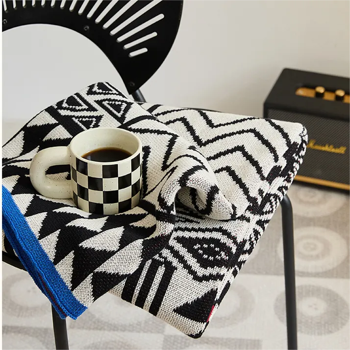 Knitted Geometric Pattern Throw Blanket