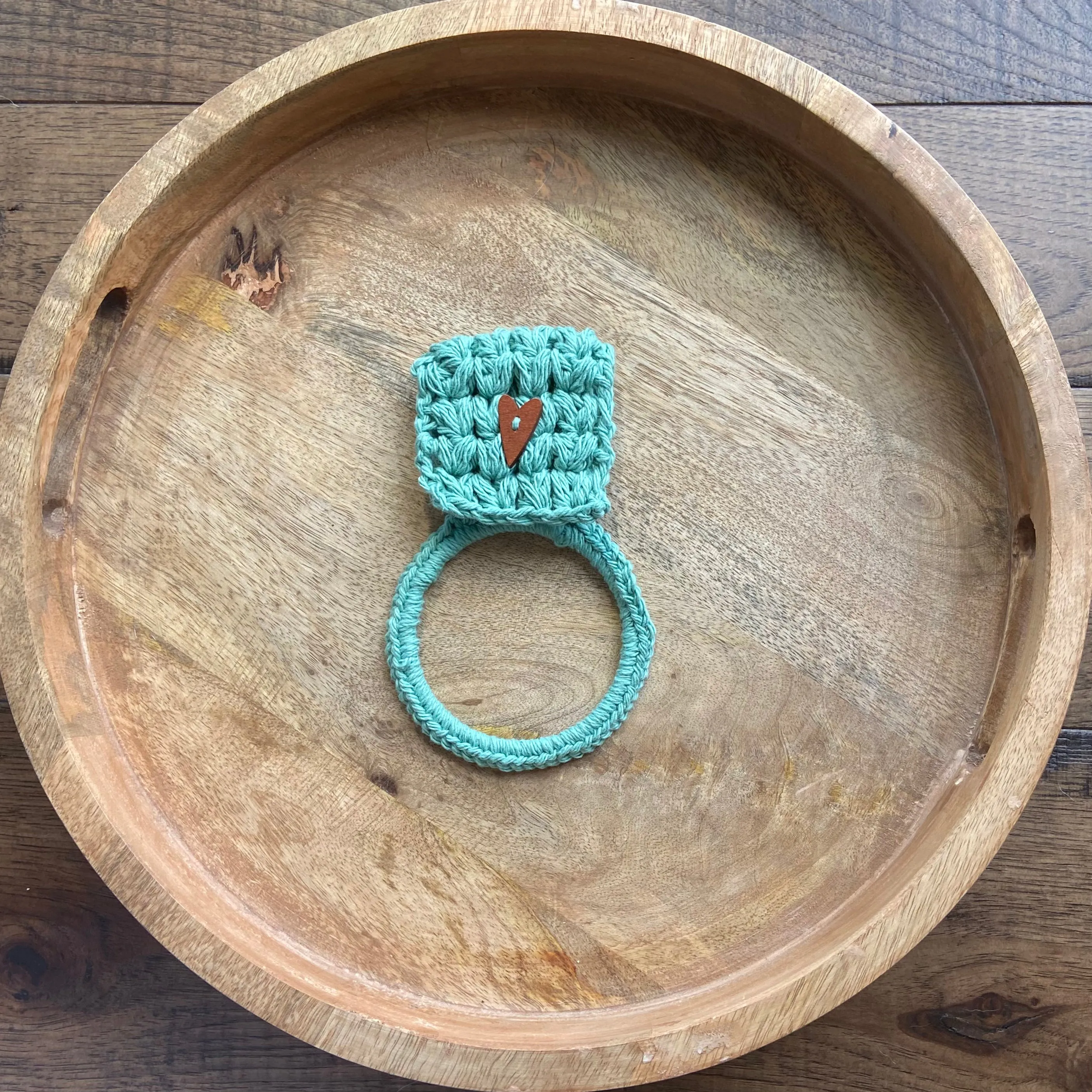 Meadow Towel Ring