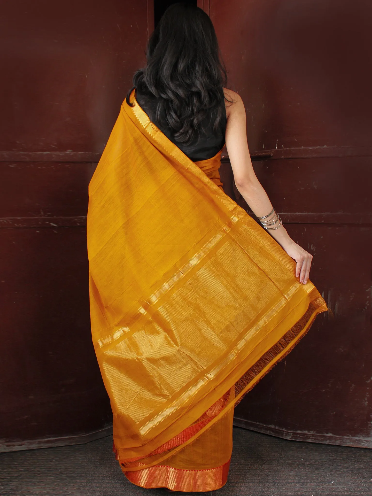 Peanut Brown Golden Handloom Mangalagiri Cotton Saree With Zari Border - S031703689