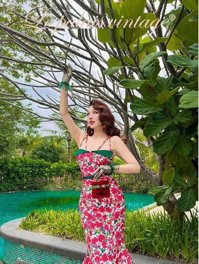 Retro elegant red floral spaghetti strap dress- Eden
