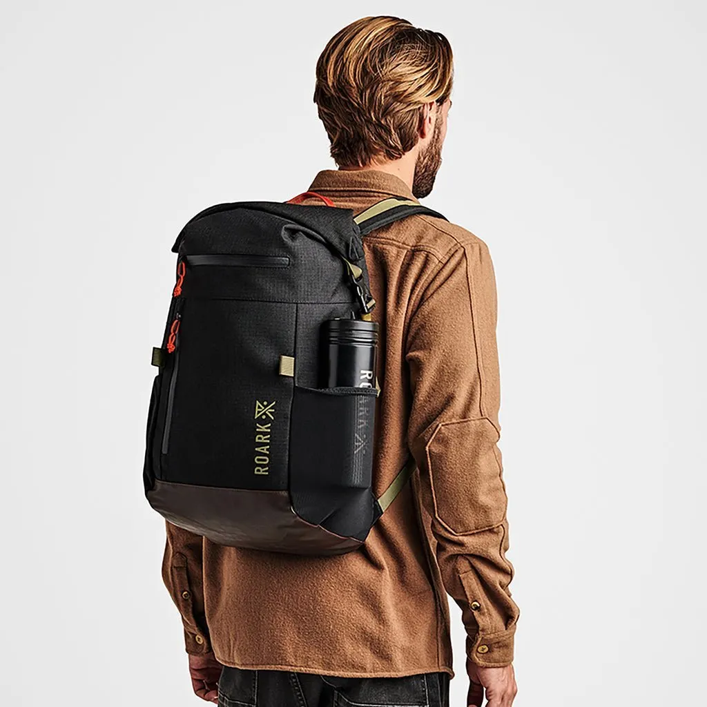 Roark "Passenger 2.0" 27L Bag - Black