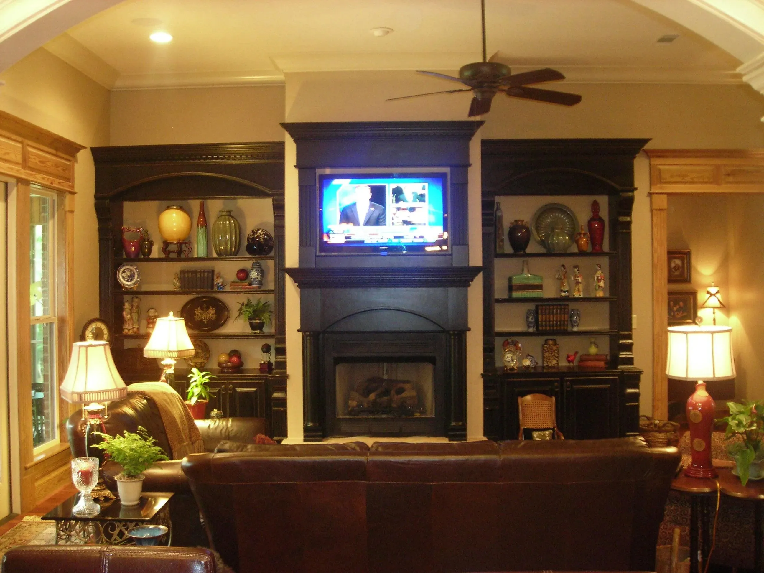 Spacious Home with Versatile Bonus Room and Front-Loading Garage