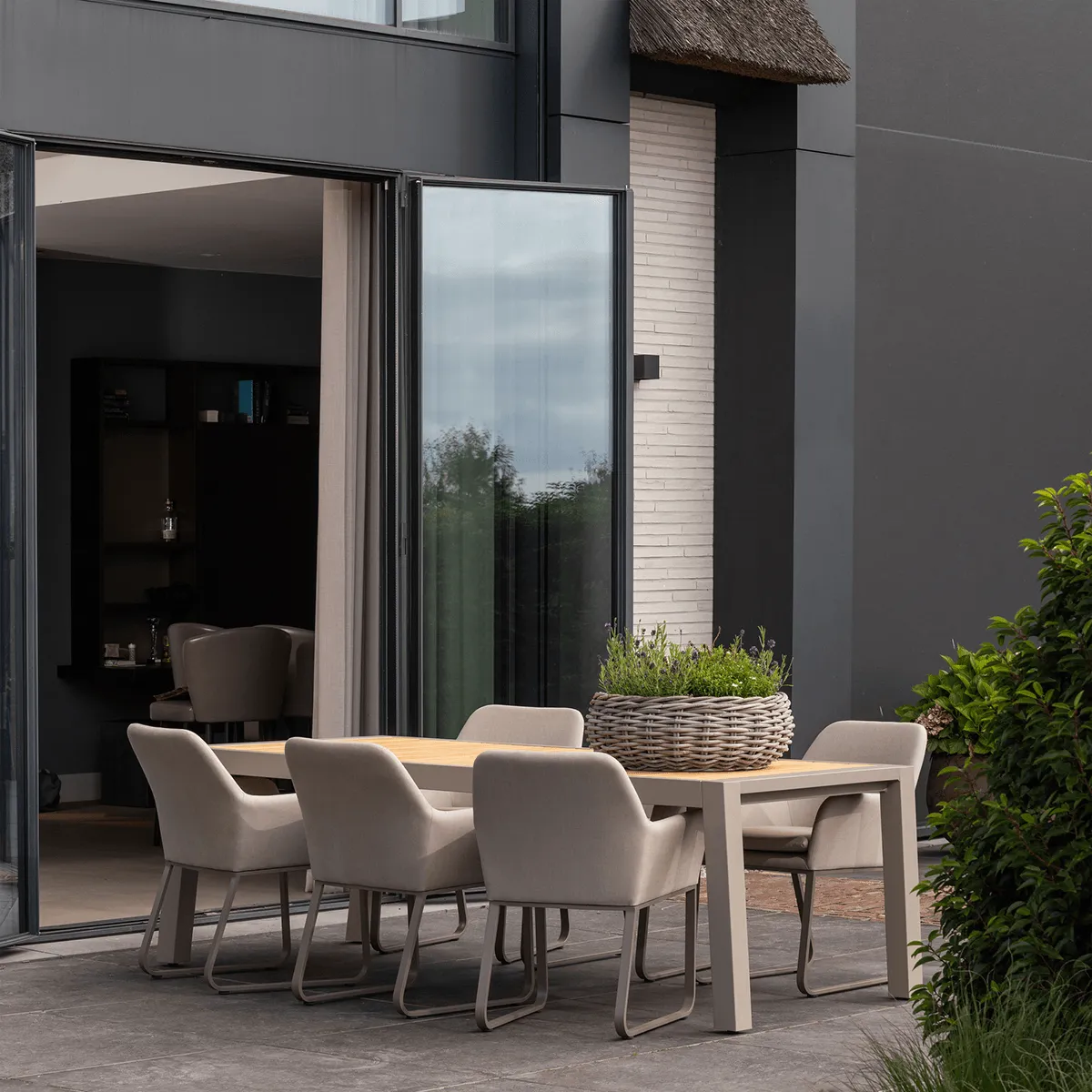 Sulphur Sand Wood/Aluminium Dining Table