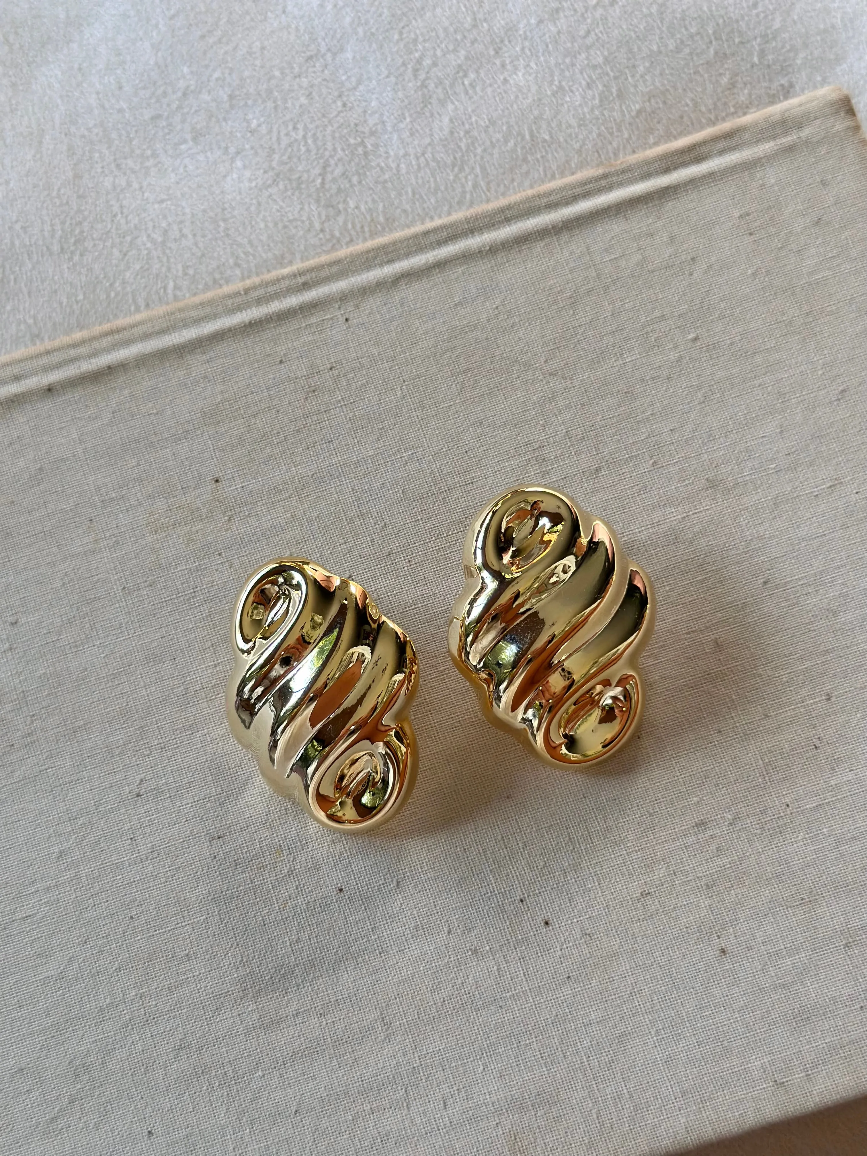 Tiana Earrings