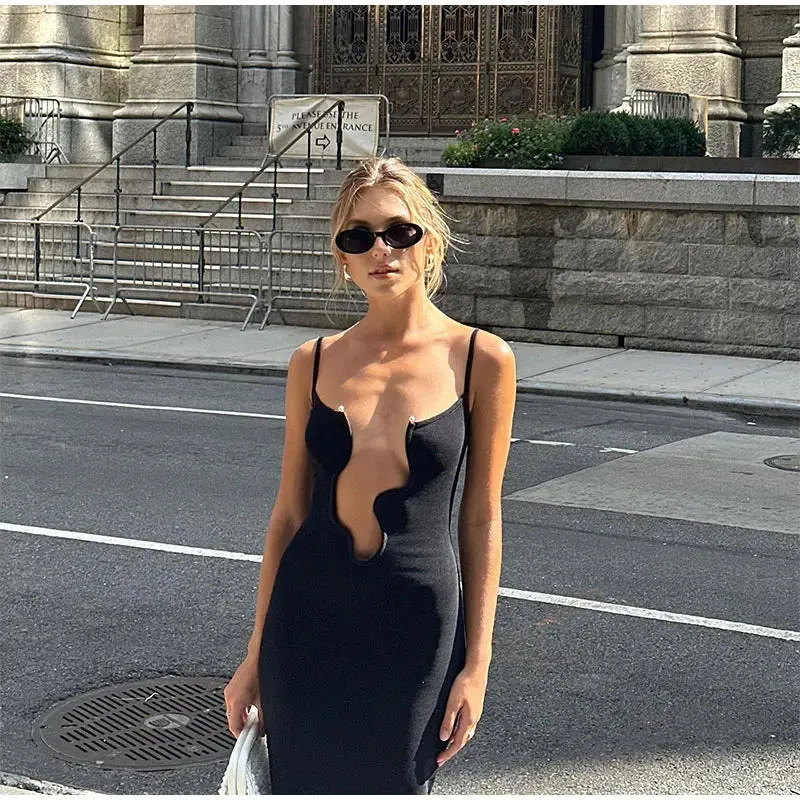 Yves - Elegant cut-out dress
